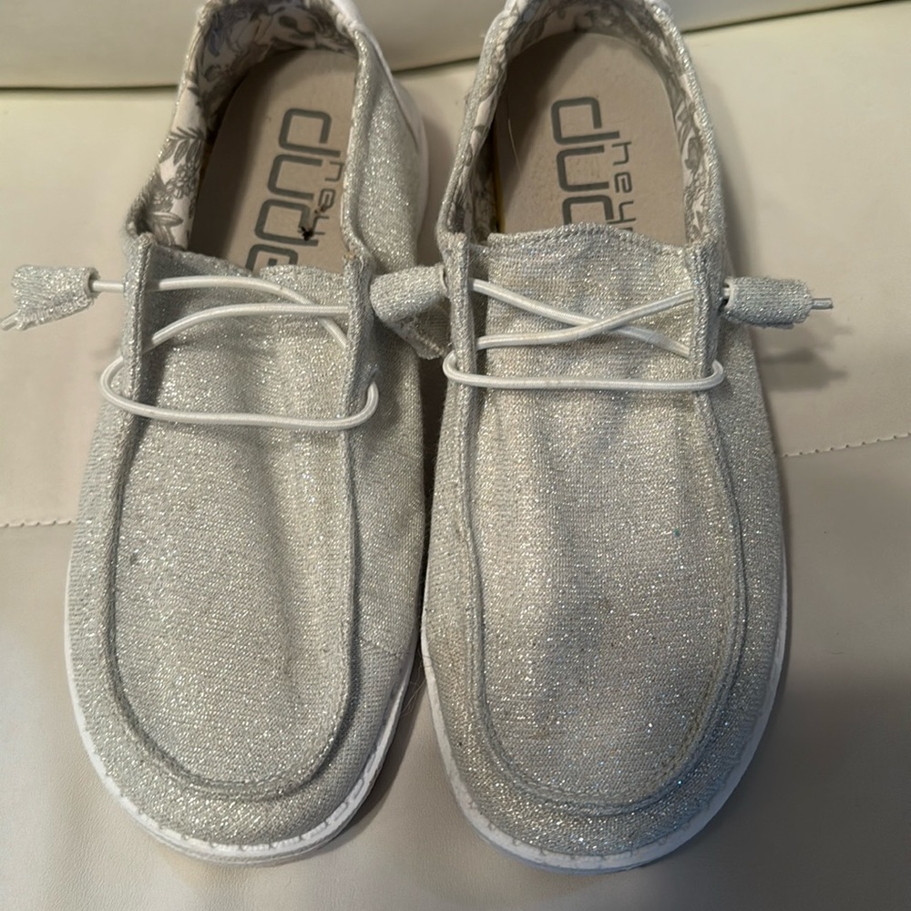 Women’s Hey Dude Shoes Size 7
